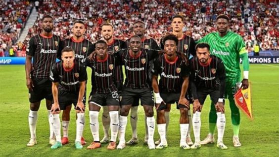 DÉIVER MACHADO ÚNICO COLOMBIANO EN JUGAR EN LA PRIMERA FECHA DE LA CHAMPIONS LEAGUE.