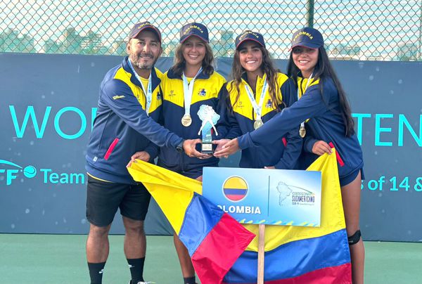 COLOMBIA FEMENINO CAMPEÓN SURAMERICANO DE 14 AÑOS EN SALINAS ECUADOR