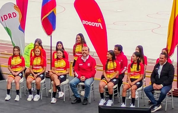 NUEVO EQUIPO DE CICLISMO FEMENINO DE BOGOTÁ