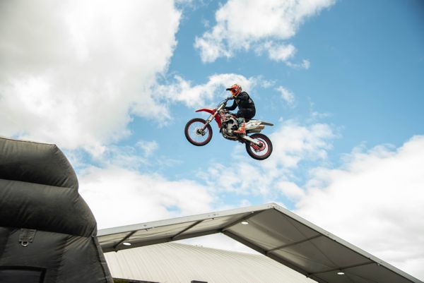 RÉCORD HISTÓRICO: CON MÁS DE 3.600 MOTOS VENDIDAS Y MÁS DE 59 MIL VISITANTES TERMINÓ LA SEGUNDA EDICIÓN DE EXPO2RUEDAS COLOMBIA