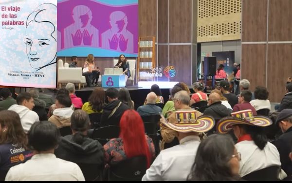 PRESENTACIÓN DEL LIBRO DE POESÍA DE RTVC, “EL VIAJE DE LAS PALABRAS”