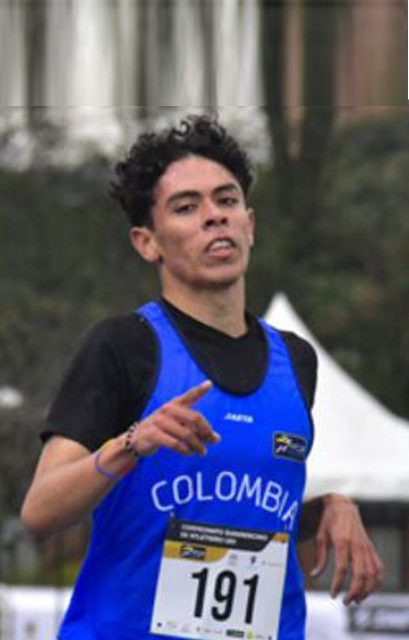 PEDRO MARÍN ESTABLECIÓ EL RÉCORD NACIONAL U23 DE LA PRUEBA DE 5.000 METROS DEL BRYAN CLAY