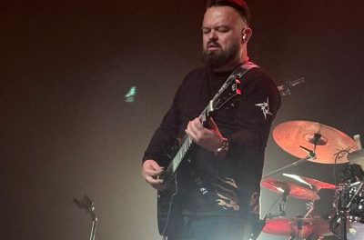 LOS HIMNOS DEL AMOR Y EL DESPECHO SE TOMAN EL TEATRO CAFAM CON PLANCHA ROCK