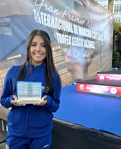 DANNA VALENTINA RIVERA DEL EQUIPO BOGOTÁ CONSIGUIÓ MEDALLA DE BRONCE EN EL GRAN PREMIO CANTONÉS DE LA CORUÑA