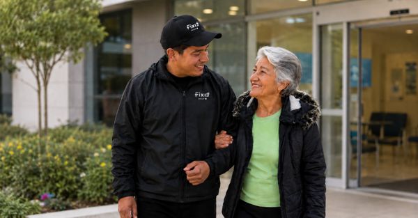 FIXIT CONSOLIDA LA ATENCIÓN A SEGMENTOS SILVER Y HÉROES COMO EJES DE SU ESTRATEGIA DE ASISTENCIA INTEGRAL EN COLOMBIA