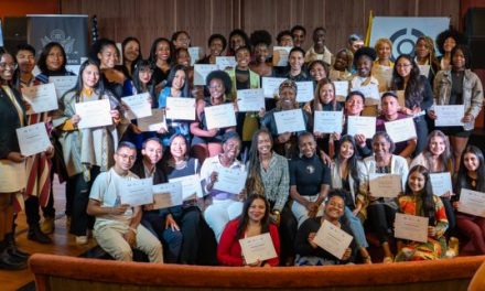 ABREN CONVOCATORIA PARA 74 BECAS EN LIDERAZGO E INGLÉS DIRIGIDAS A UNIVERSITARIOS DE BOGOTÁ Y MUNICIPIOS CERCANOS