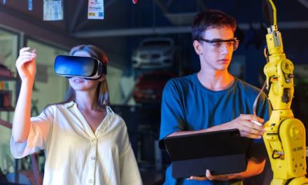 LA INTELIGENCIA ARTIFICIAL ACELERA EL DESARROLLO DEL TALENTO JOVEN Y TRANSFORMA EL FUTURO DEL TRABAJO EN COLOMBIA