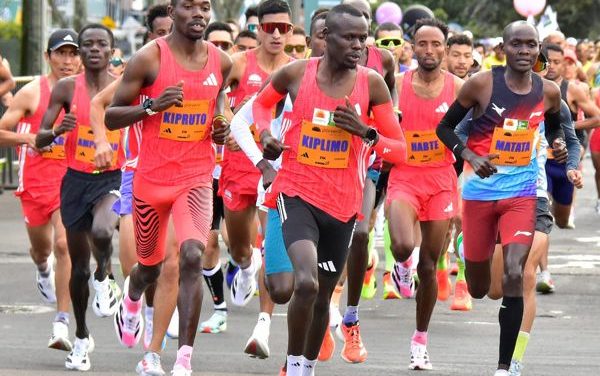 PHILEMON KIPLIMO, VIGENTE CAMPEÓN DE LA MEDIA MARATÓN DE BOGOTÁ, ENCABEZA EL SEGUNDO GRUPO DE ATLETAS ÉLITE INTERNACIONALES PARA LA EDICIÓN 2026