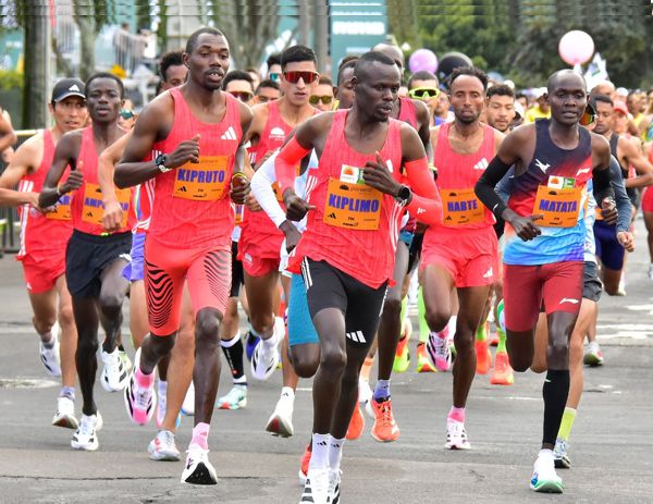 PHILEMON KIPLIMO, VIGENTE CAMPEÓN DE LA MEDIA MARATÓN DE BOGOTÁ, ENCABEZA EL SEGUNDO GRUPO DE ATLETAS ÉLITE INTERNACIONALES PARA LA EDICIÓN 2026