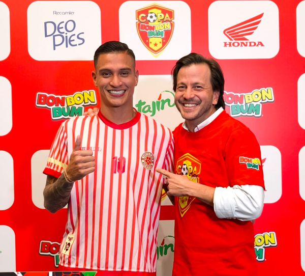 JUAN CAMILO PORTILLA LLEGA A LA COPA BON BON BUM PARA INSPIRAR A 23.000 JÓVENES FUTBOLISTAS COLOMBIANOS