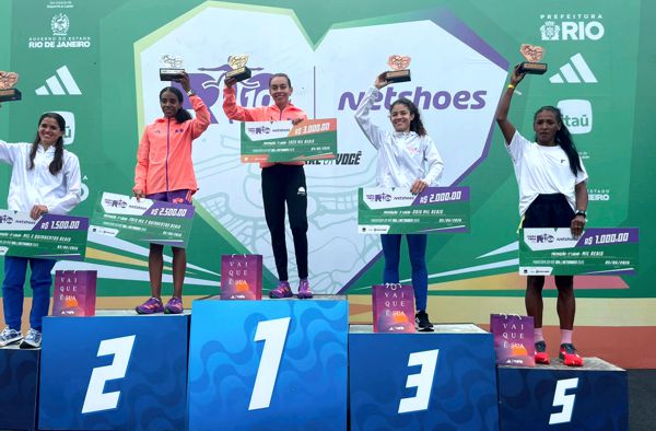 LAURA ESPINOSA SE CONSAGRÓ TETRACAMPEONA EN LOS 10K DE LA MARATÓN DE RÍO DE JANEIRO