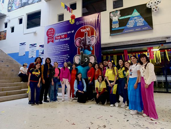 EL COLEGIO LAS MARGARITAS IED DE ALIANZA EDUCATIVA ES FINALISTA ENTRE LOS 10 MEJORES COLEGIOS DEL MUNDO Y BUSCA EL VOTO DE LOS COLOMBIANOS