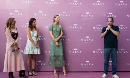 MALVA E INEXMODA LLEVARON EL TALENTO PERUANO AL CIERRE DE COLOMBIAMODA 2026 CON LA COLECCIÓN «MALVA DE LUZ» DE AYNI