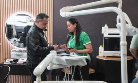 DE LA RESTAURACIÓN TARDÍA A LA ODONTOLOGÍA PREDICTIVA: LA INTELIGENCIA ARTIFICIAL Y LOS MATERIALES BIOACTIVOS LLEGAN A ODONTOTECH 2026