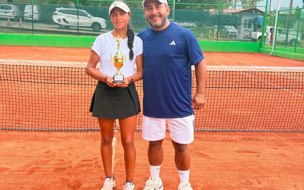 MARIA CAMILA TOBÓN LOGRÓ SU PRIMER TÍTULO ITF JUNIOR AL CONSAGRARSE CAMPEONA DEL ITF J30 DE PANAMÁ