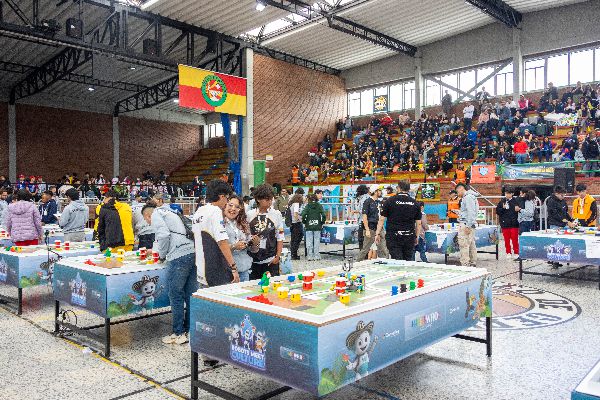 EL REFOUS REPRESENTARÁ A COLOMBIA EN LA FINAL INTERNACIONAL DE LA WORLD ROBOT OLYMPIAD EN PUERTO RICO