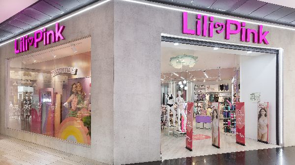 LILI PINK CELEBRA LAS DIFERENTES FORMAS DE DECIR “TE QUIERO” Y “ME IMPORTAS”