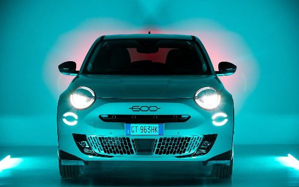 ¿CUÁNTAS HORAS PASAMOS DENTRO DEL CARRO? FIAT PLANTEA UNA NUEVA FORMA DE VALORAR EL AUTOMÓVIL