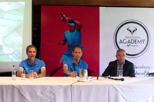 FUERON PRESENTADAS EN BOGOTÁ LAS CLÍNICAS DE TENIS DE LA ACADEMIA RAFA NADAL‏