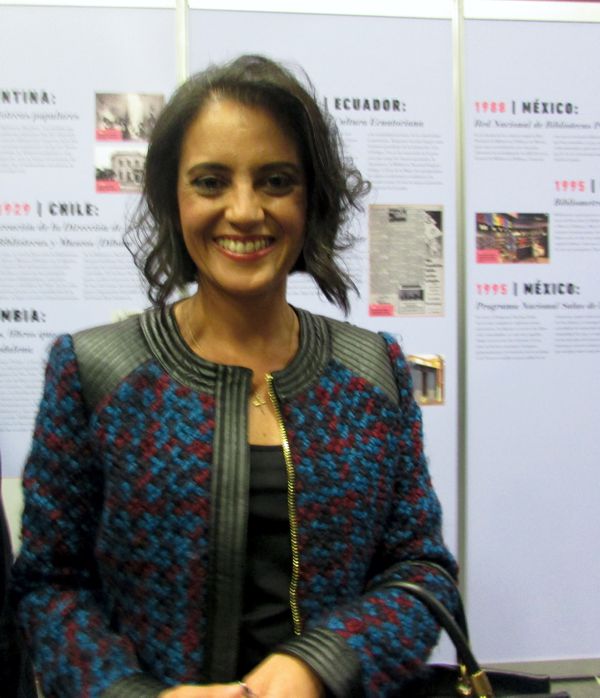 ALEJANDRA LÓPEZ Y SU LIBRO ¡Y  DALE, ROJO,DALE!