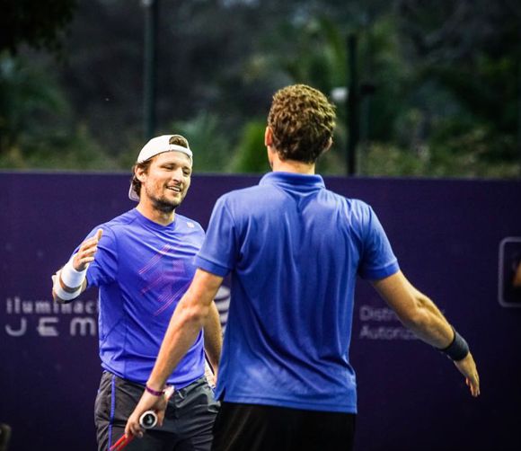ALEJANDRO GÓMEZ Y NICOLÁS BARRIENTOS A UN PASO DE LA FINAL DE DOBLES DEL CHALLENGER EN PUERTO VALLARTA