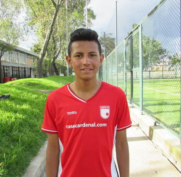 ANDRÉS VARGAS, CREATIVO JUGADOR DE TIENDA ROJA EN SUB 15