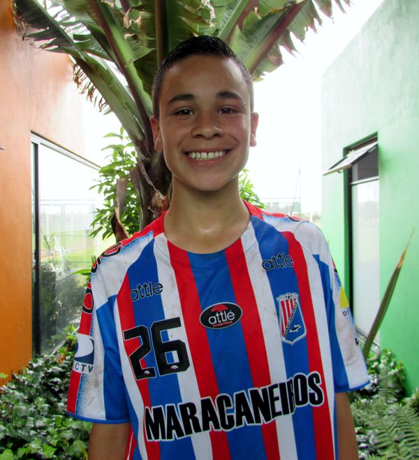 ANDRÉS FORERO UNA DE LAS FIGURAS DE MARACANEIROS SUB 15