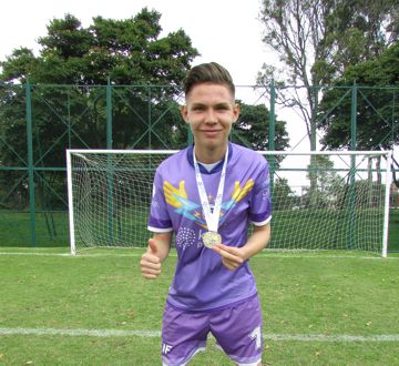 ANDRÉS PÉREZ CORTÉS, ARQUERO DE FORTALEZA SUB 15, TRABAJA Y SE ESFUERZA PARA DEBUTAR COMO PROFESIONAL
