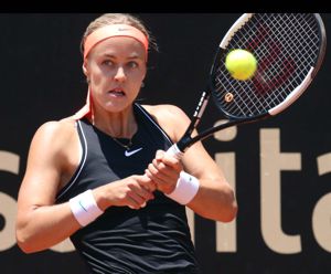 Anna Karolina Schmiedlova 300