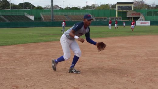 COLOMBIANO ENTRE LOS MEJORES 30 PROSPECTOS INTERNACIONALES