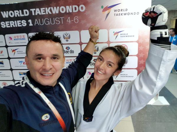 Camila Rodríguez bronce