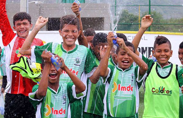 LISTOS CLASIFICADOS A OCTAVOS DE FINAL CARIBE CHAMPIONS