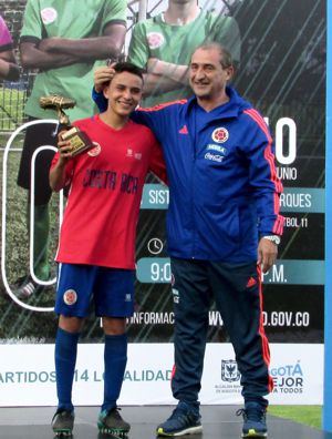 Carlos Andrés Quitian 300