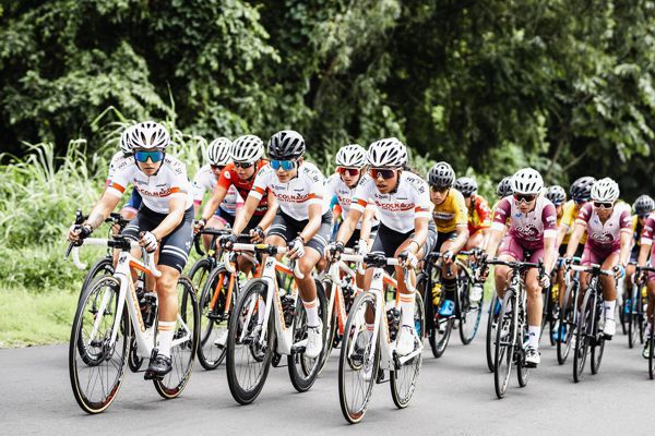 EN GUATEMALA COLNAGO CM SE MANTIENE EN EL PODIO.
