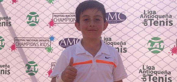 DANIEL CHAPARRO, EL “NAIRO” DEL TENIS EN BOYACÁ