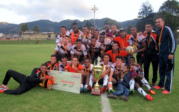 DILEX SE CORONÓ CAMPEÓN DE LA COPA ÉLITE CIUDAD DE BOGOTÁ 2015