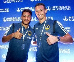 HERBALIFE NUTRITION, JONATHAN DOS SANTOS Y DANIEL STERES, DE LOS ÁNGELES GALAXY HABLAN DE LA IMPORTANCIA DE LA NUTRICIÓN EN EL FÚTBOL