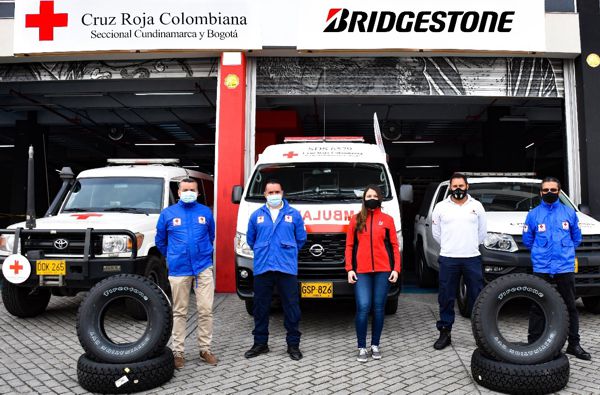 BRIDGESTONE RENUEVA LAS LLANTAS DE 42 AMBULANCIAS DE LA CRUZ ROJA A NIVEL REGIONAL