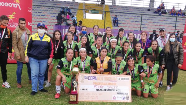FUTURO SOCCER SE CORONÓ POR SEGUNDA VEZ CONSECUTIVA, CAMPEÓN DE LA SEGUNDA VERSIÓN DE LA COPA NOTTINGHAM FEMENINA