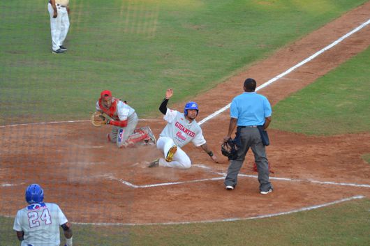 GIGANTES GANÓ EL DOUBLE HEADER A TORICES