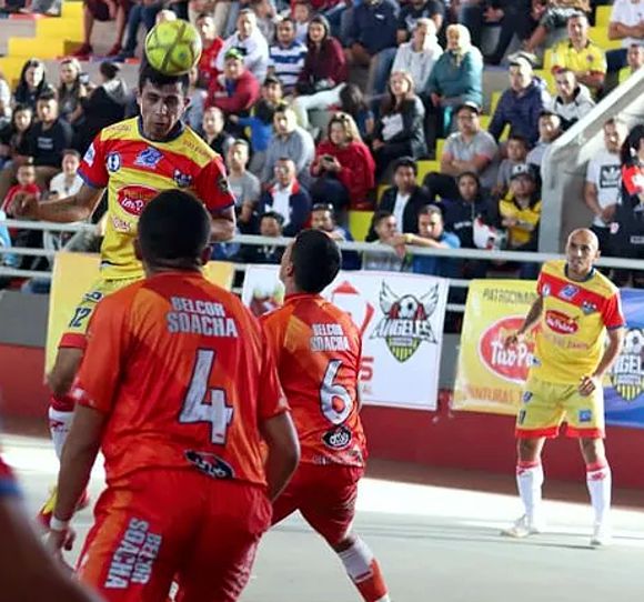 GOLES A MONTONES EN LA COPA PROFESIONAL DE MICROFÚTBOL