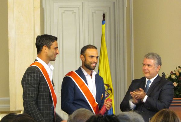 HOMENAJE A CABAL Y FARAH EN EL PALACIO DE NARIÑO