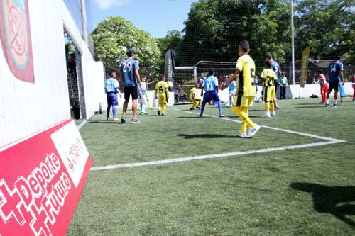 ¡SE BUSCAN 4 MIL NIÑOS Y NIÑAS PARA APOYARLOS!