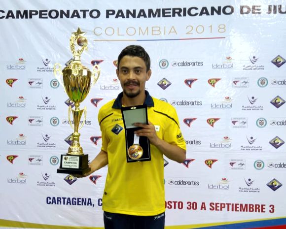 JEISSON CAMILO MORA PINEDA ELEGIDO ATLETA DEL MES