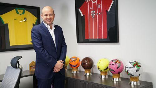 MÁS DE 1.000 PERSONAS SE REUNIRÁN EN TORNO A LA PRIMERA EXPERIENCIA DEDICADA AL FÚTBOL COLOMBIANO EN EL PAÍS