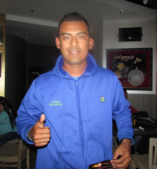 JOHNNY VÉLEZ: TÉCNICO DEL EQUIPO COLEGIO VALLADOLID F.C.