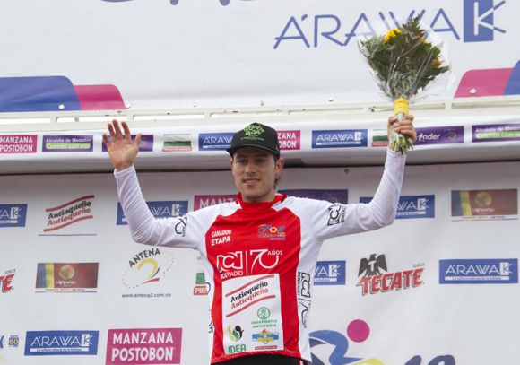 JOSÉ TITO HERNÁNDEZ EL MÁS FUERTE EN TERCERA ETAPA CLÁSICO RCN