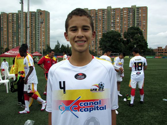 JUAN DAVID GORDILLO ES UNA DE LAS FIGURAS DE LA SELECCIÓN BOGOTÁ