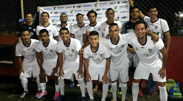 DE UN CLUB COLOMBIANO HABLA EL MUNDO DEL FÚTBOL