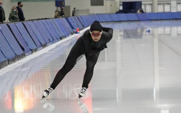COLOMBIANA LOGRA MARCAS MÍNIMAS PARA COPAS MUNDO DE HIELO